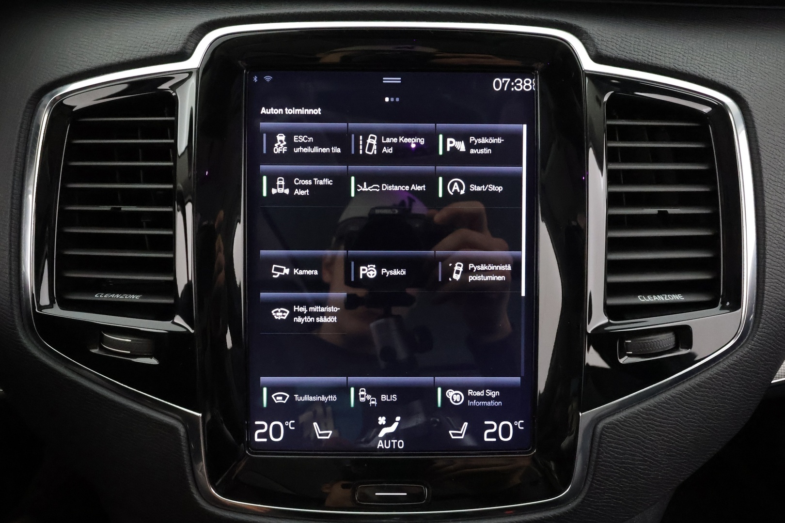 VOLVO XC90 2016