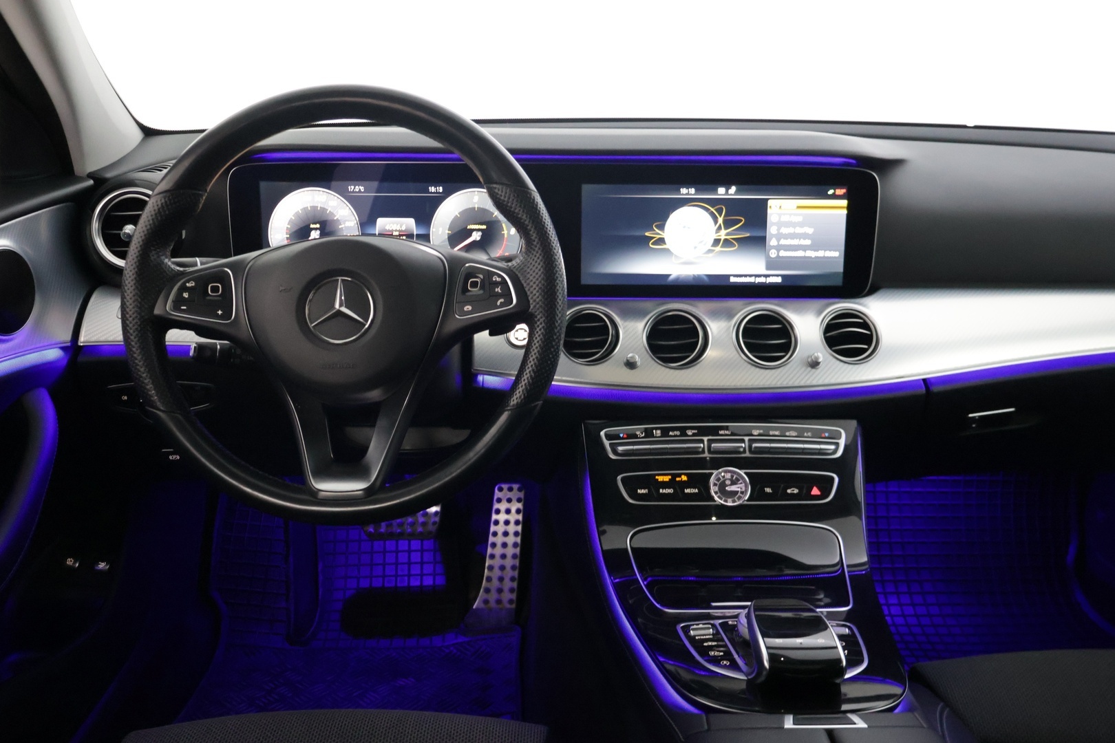 MERCEDES-BENZ E 2017