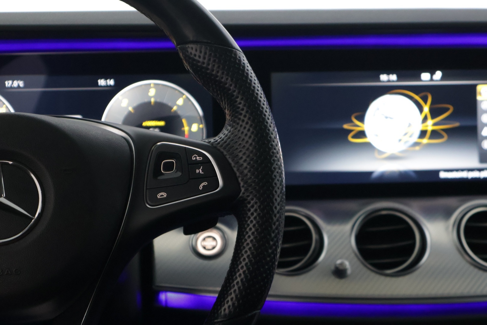MERCEDES-BENZ E 2017