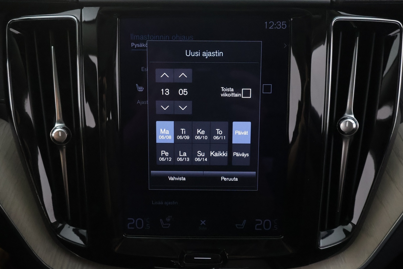 VOLVO XC60 2021