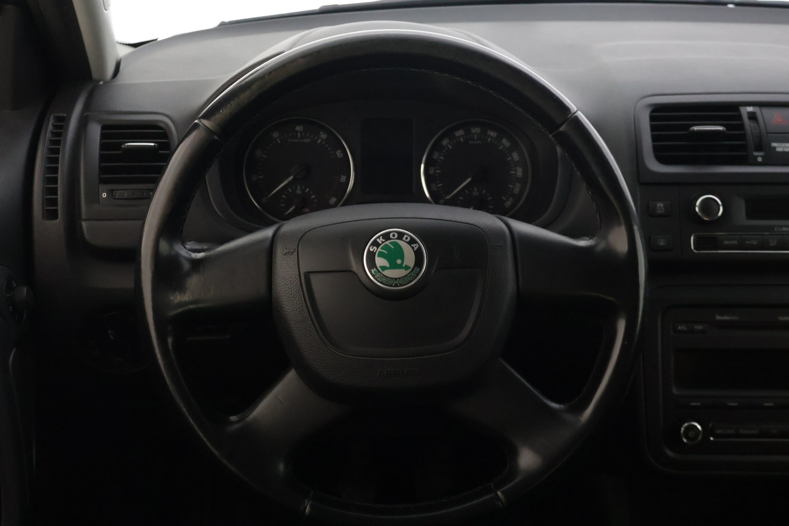 SKODA Fabia 2012