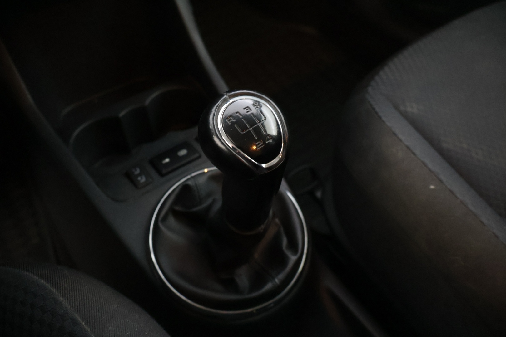 SKODA Fabia 2012