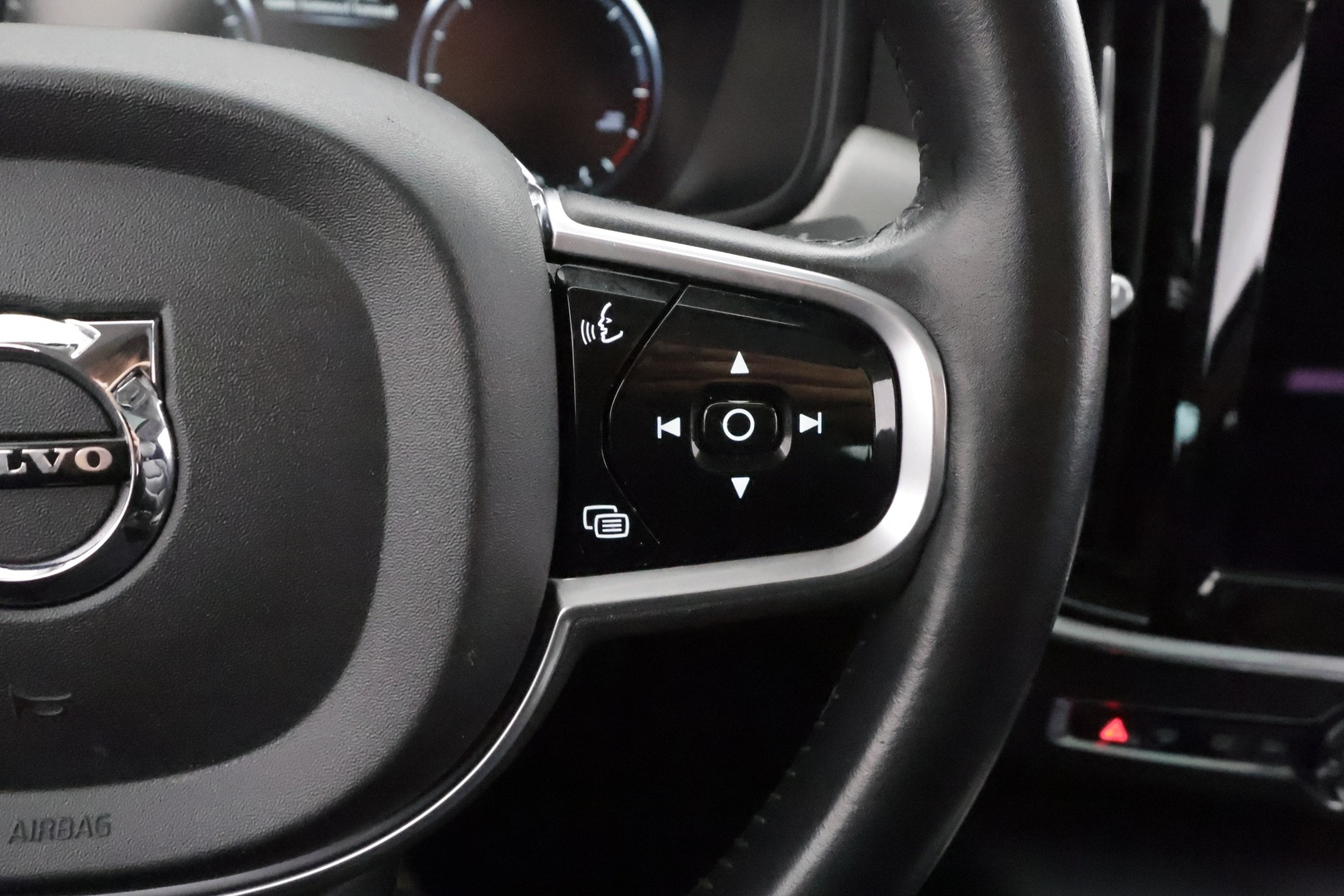 VOLVO S90 2016