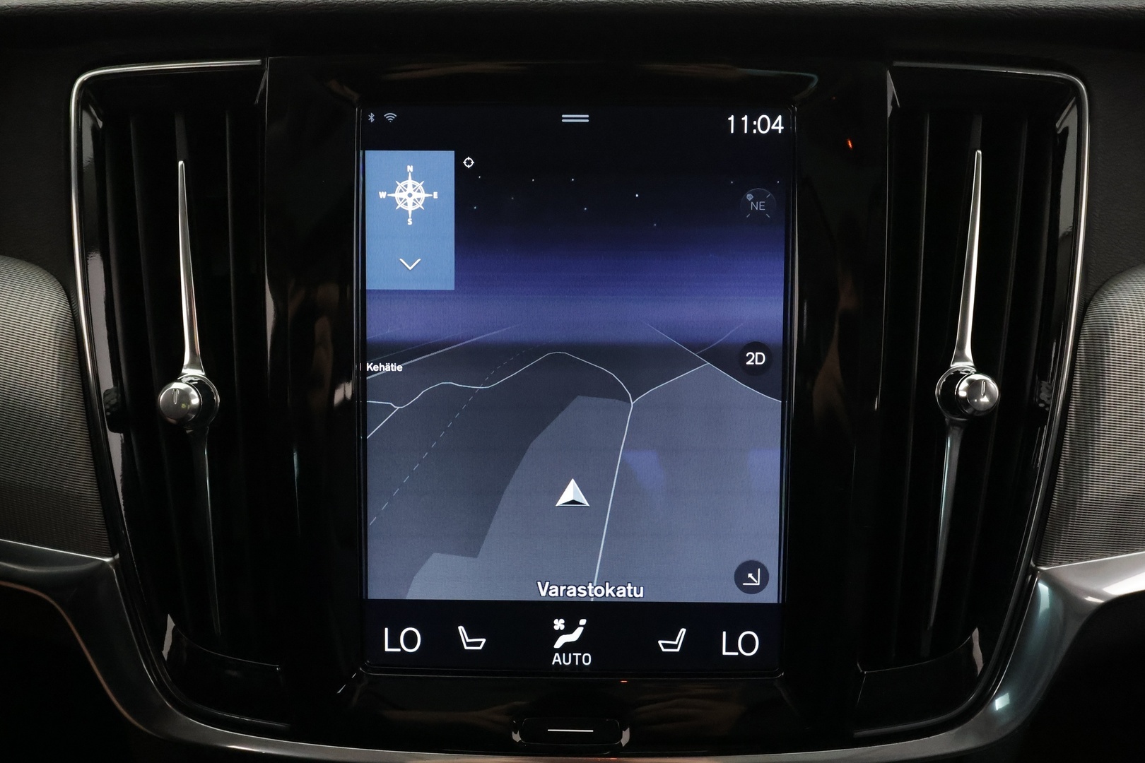 VOLVO S90 2016