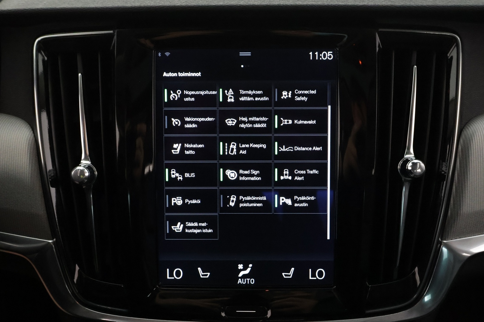 VOLVO S90 2016