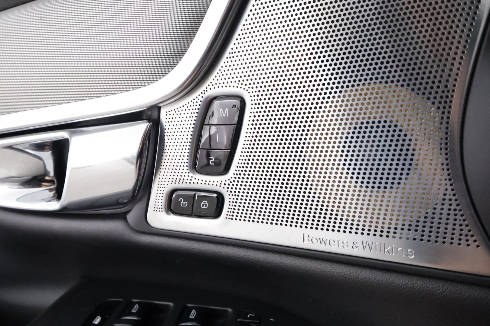 VOLVO S90 2016