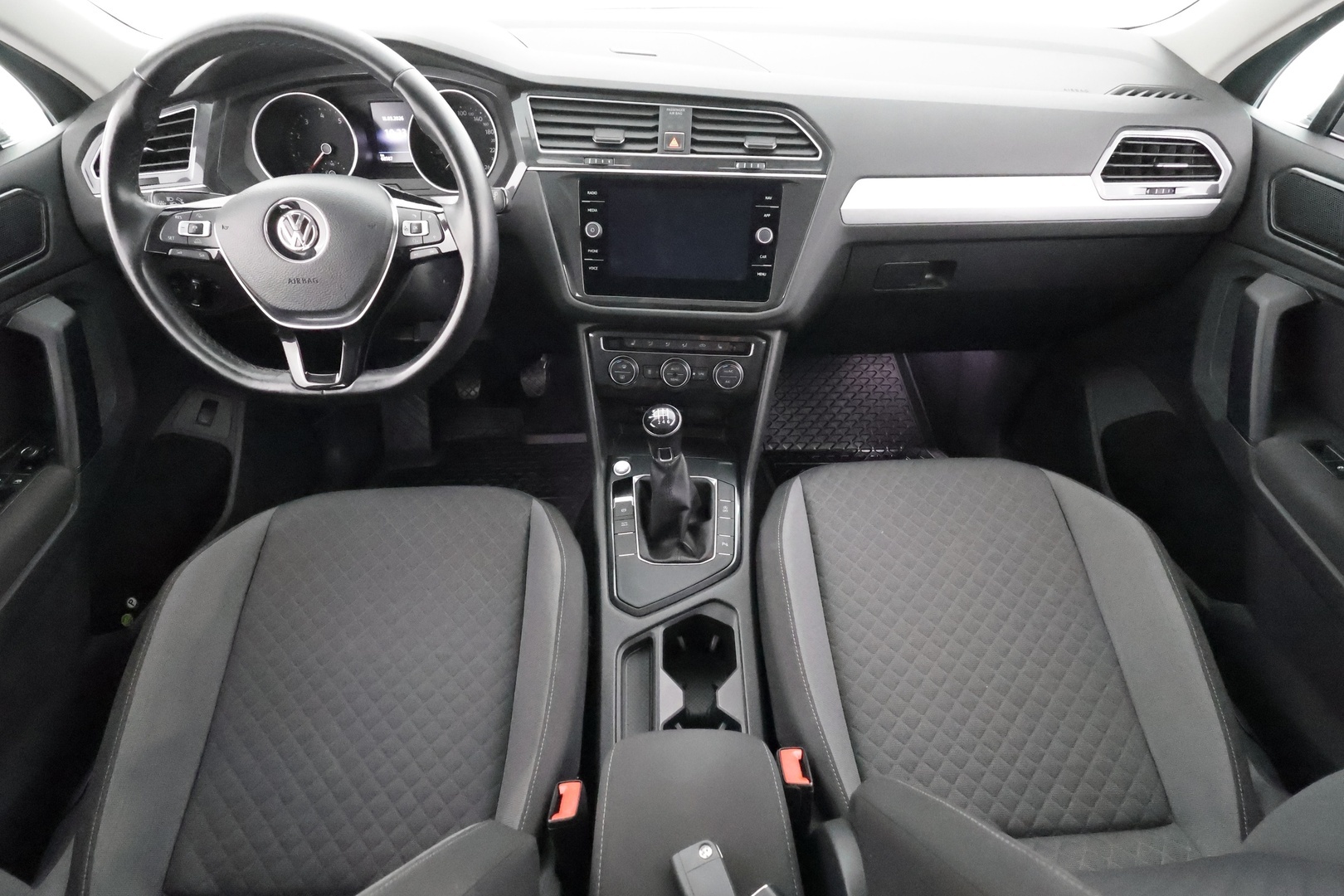 VOLKSWAGEN Tiguan 2018