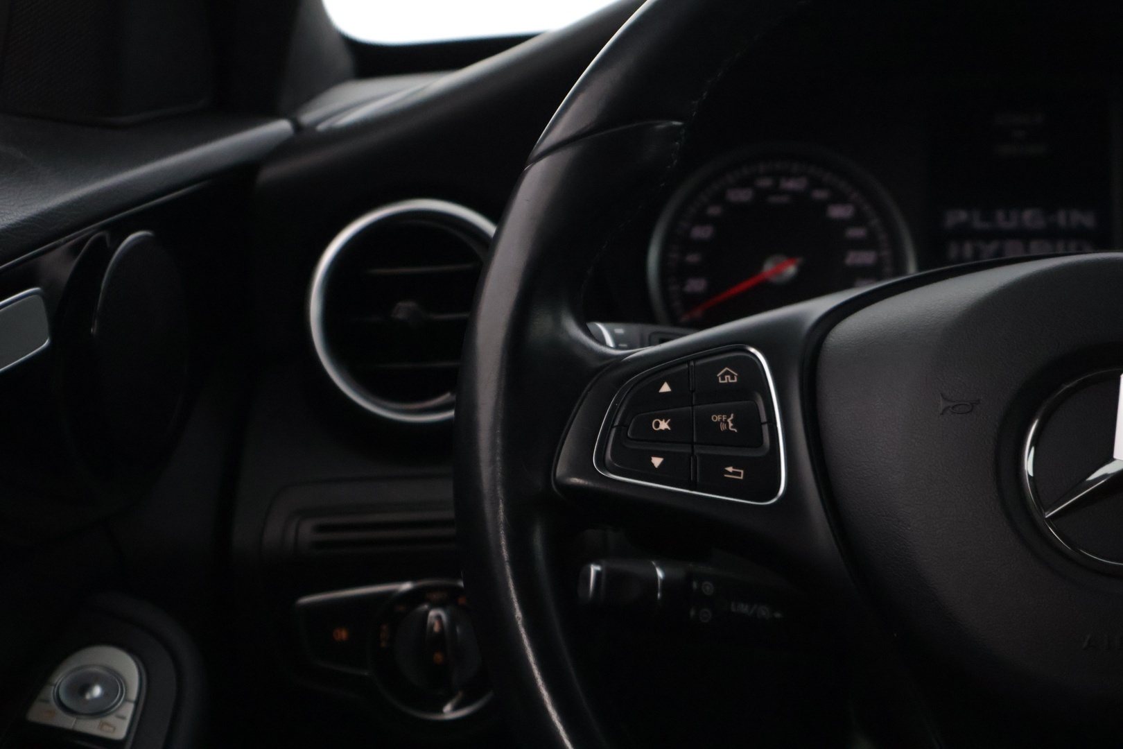 MERCEDES-BENZ C 2016