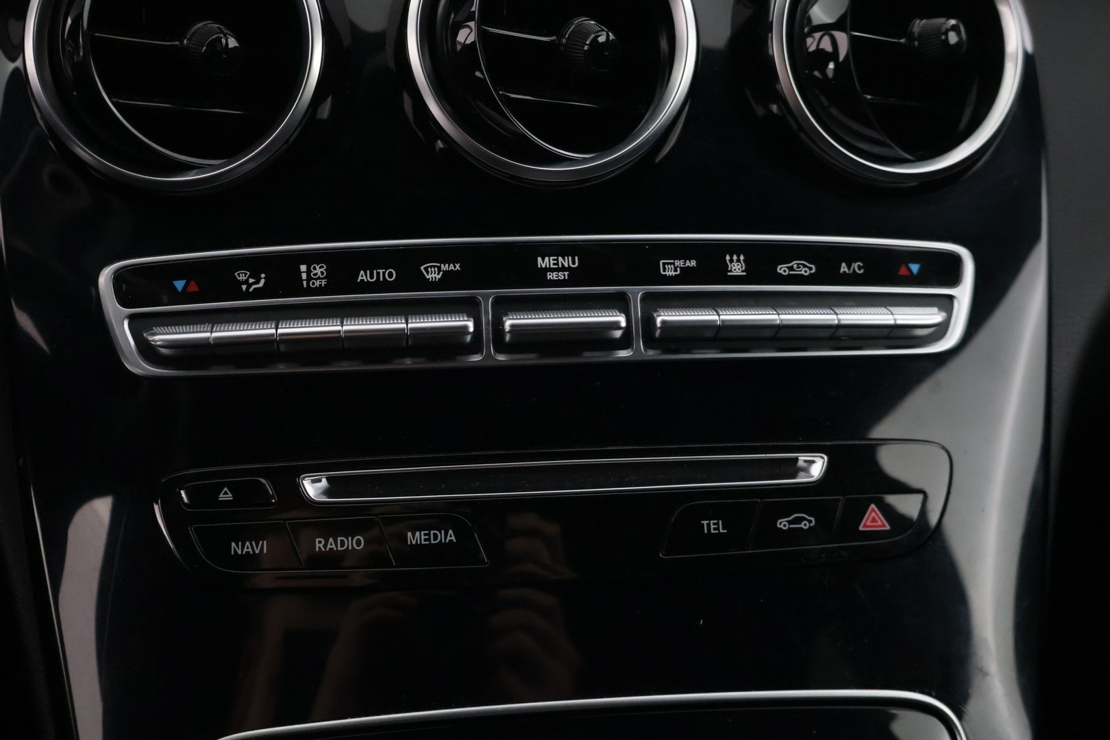 MERCEDES-BENZ C 2016