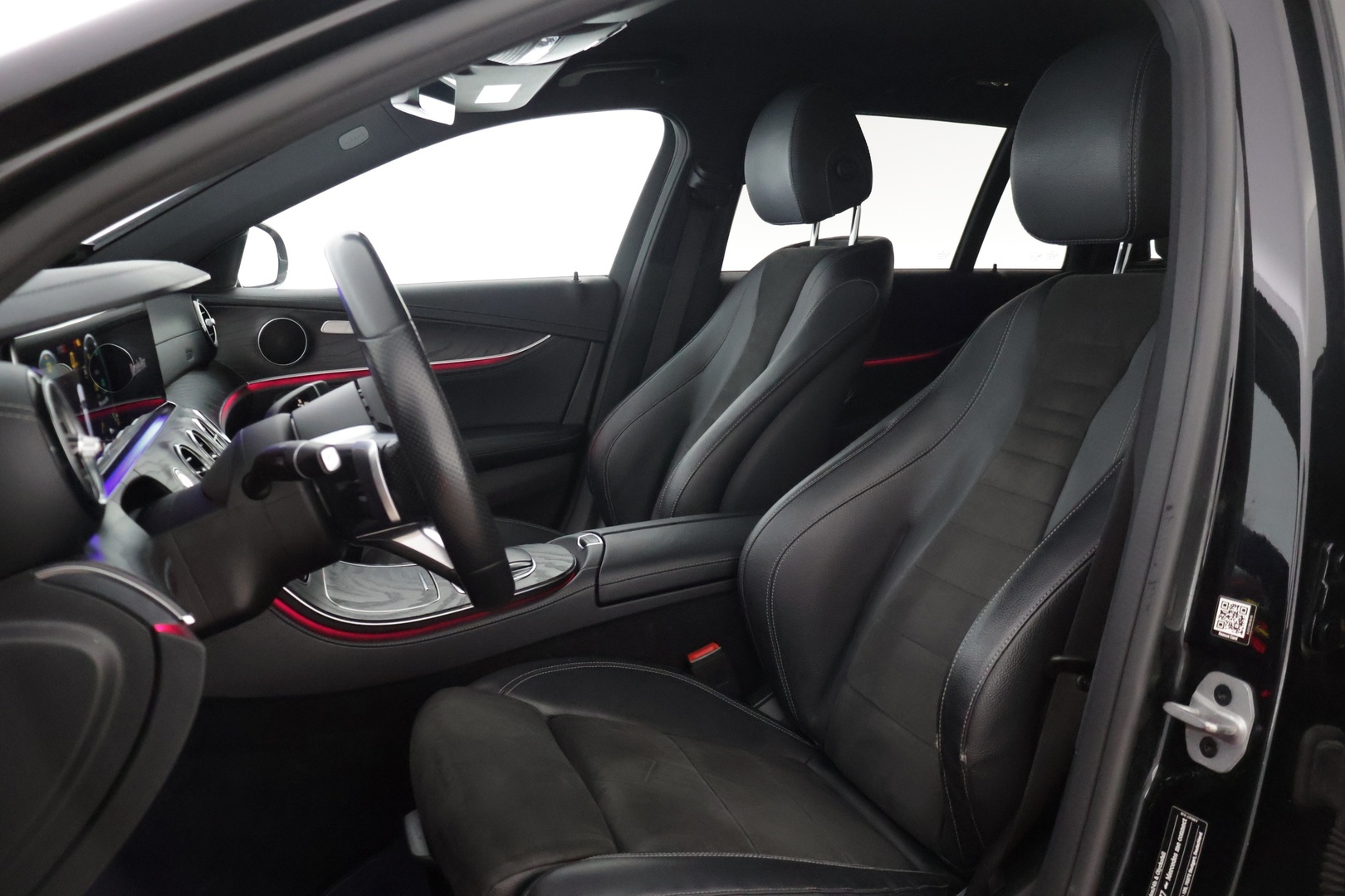 MERCEDES-BENZ E 2021