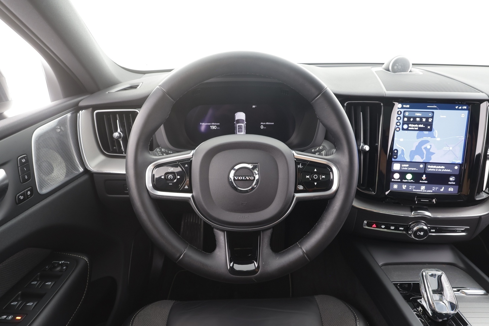 VOLVO XC60 2023