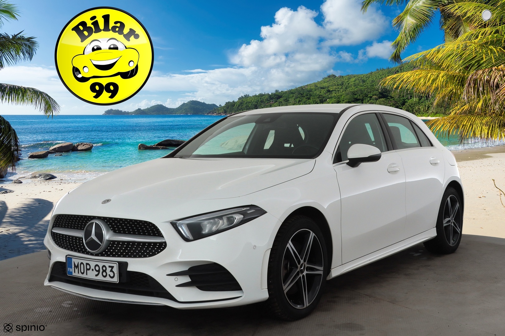 MERCEDES-BENZ A 2023