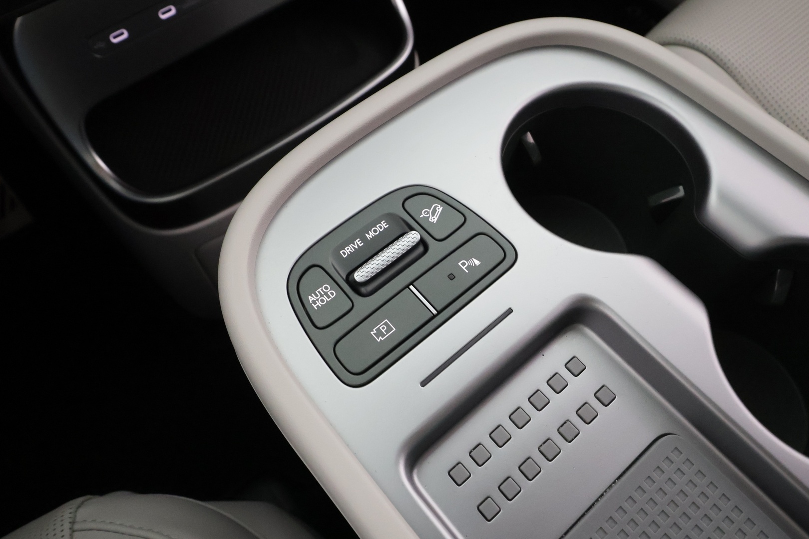 HYUNDAI IONIQ 9 2026