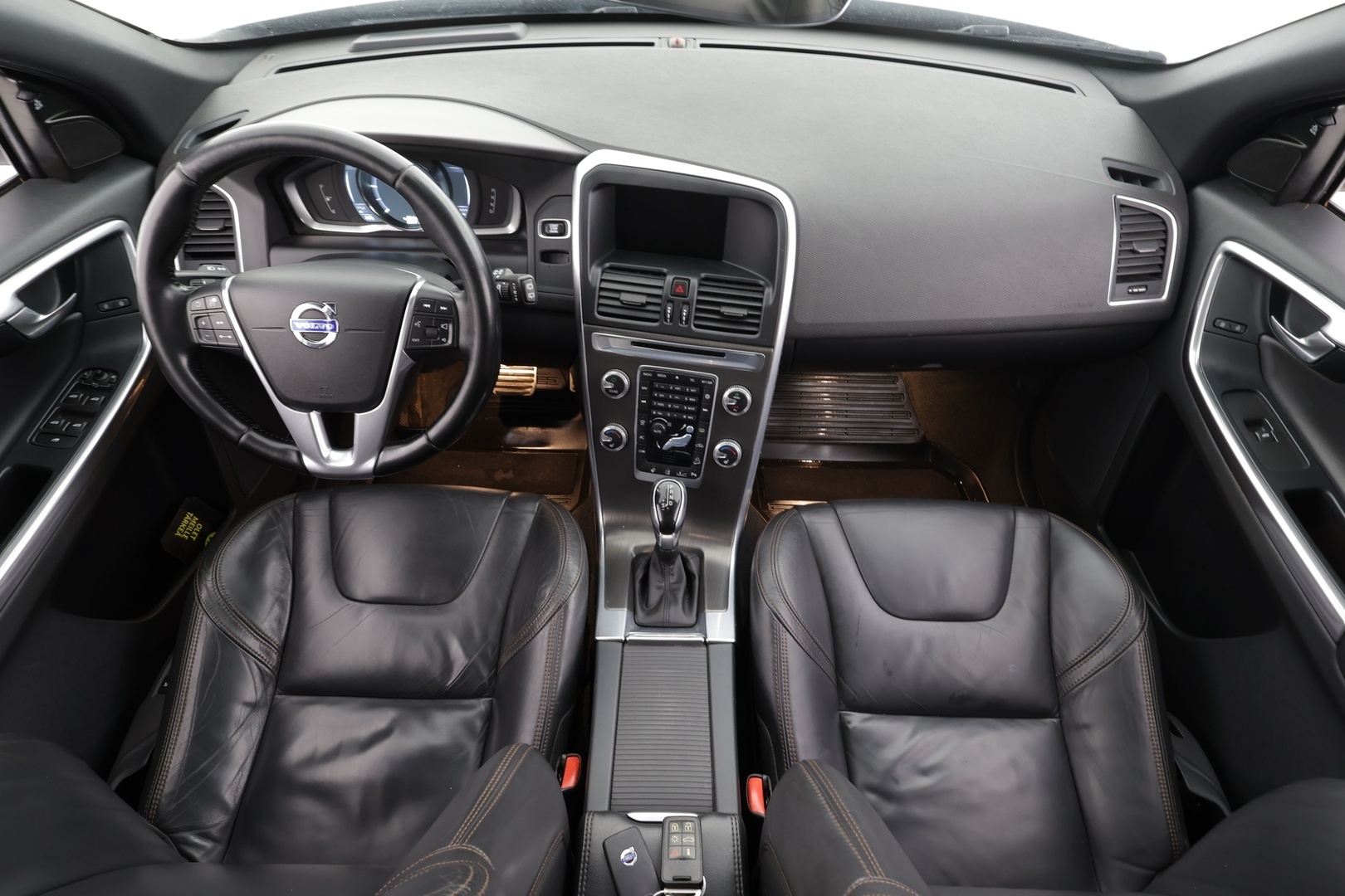 VOLVO XC60 2015