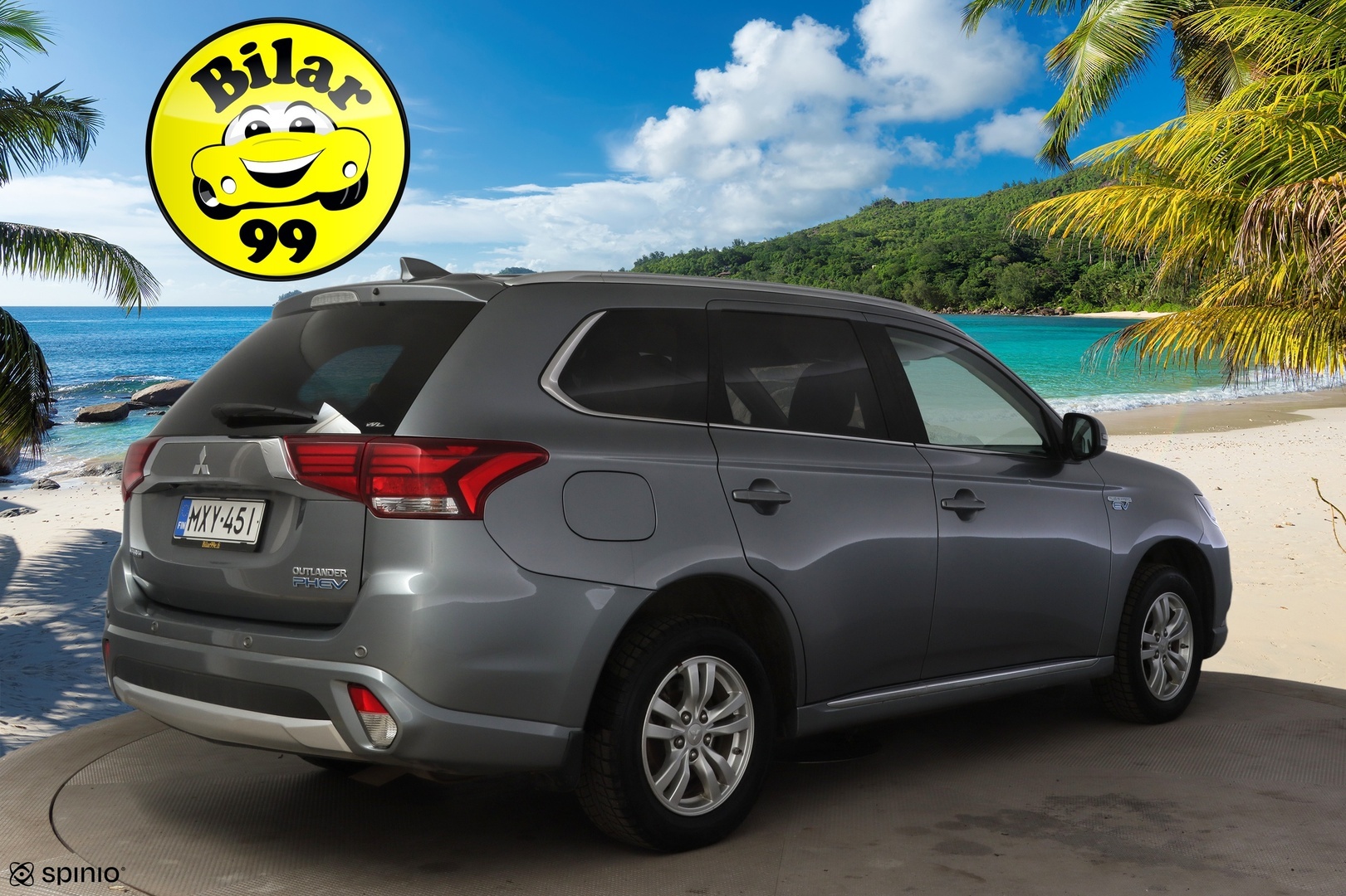 MITSUBISHI Outlander 2016