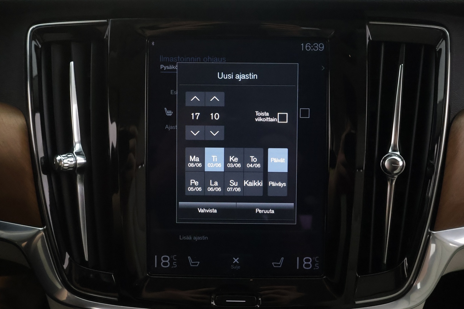 VOLVO V90 2021