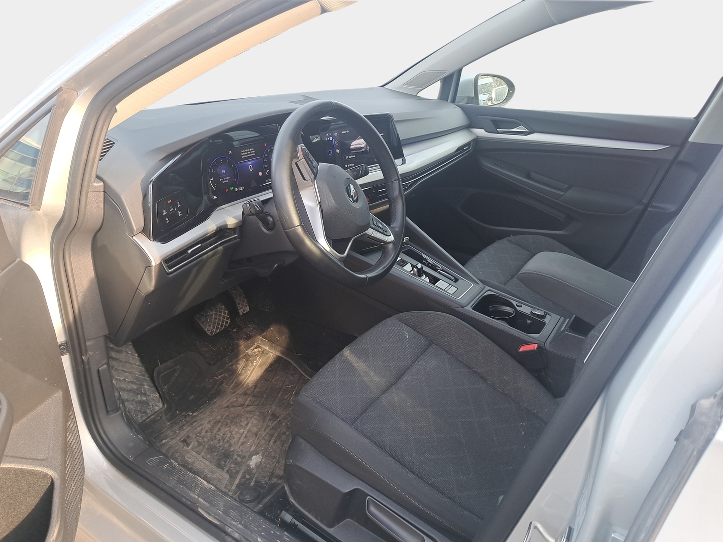 VOLKSWAGEN Golf 2021