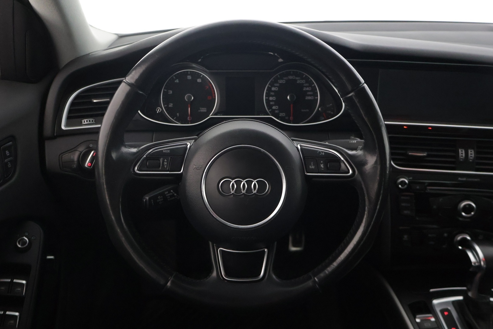 AUDI A4 2015