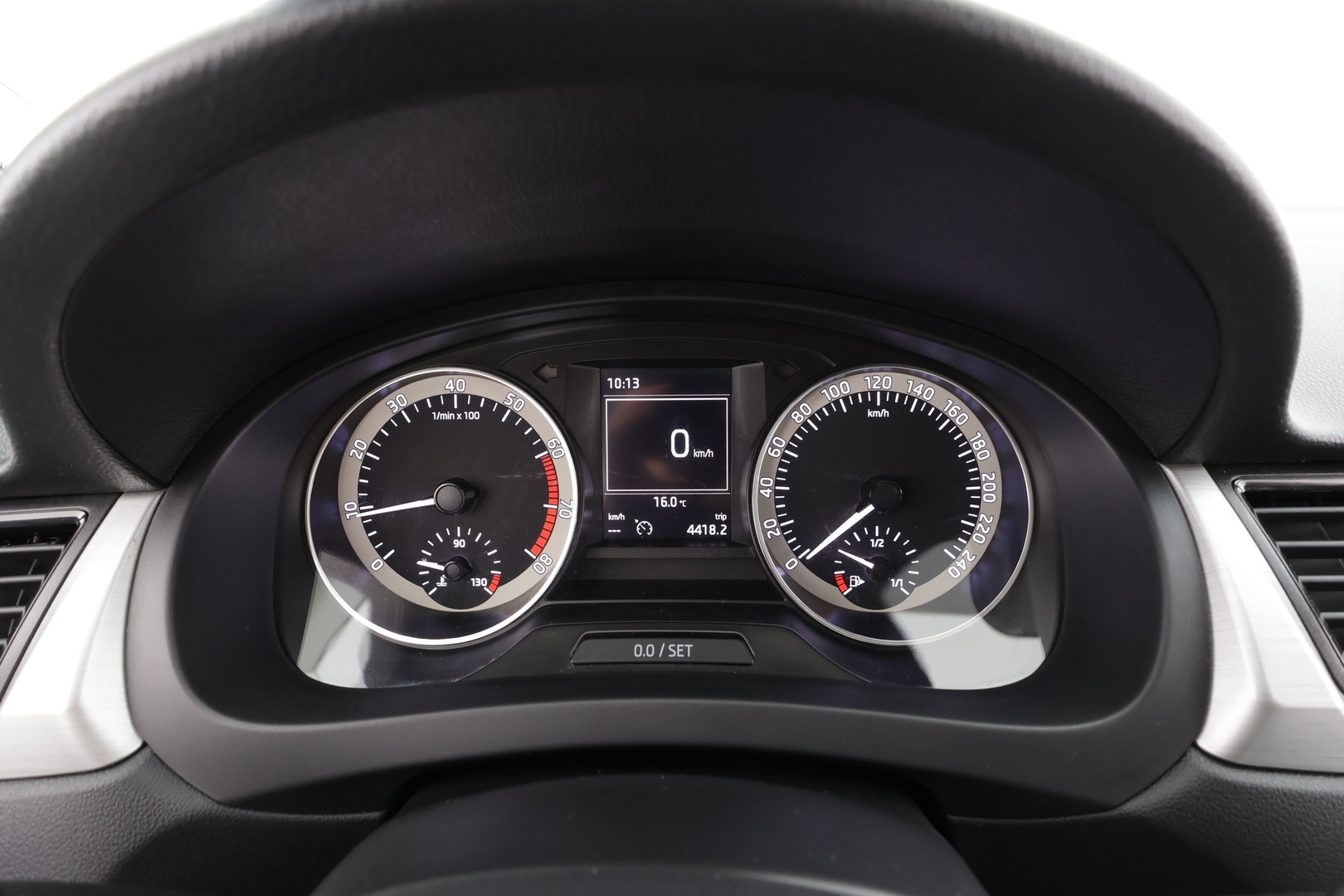 SKODA Rapid 2016