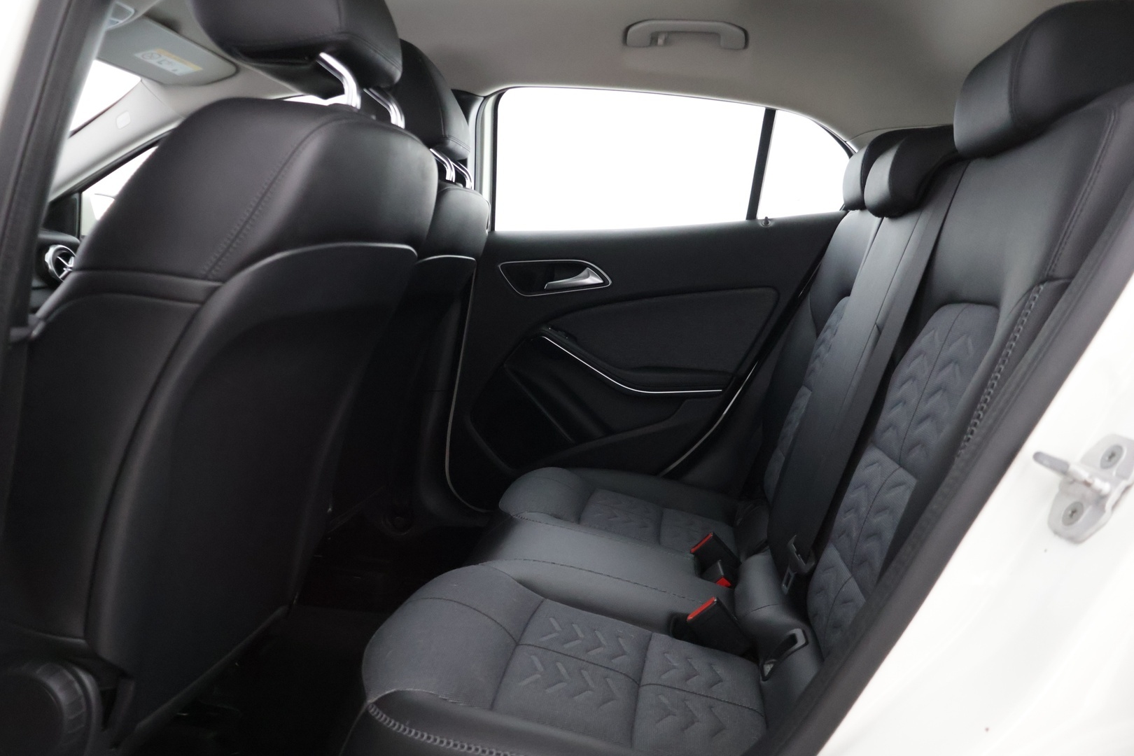 MERCEDES-BENZ GLA 2018