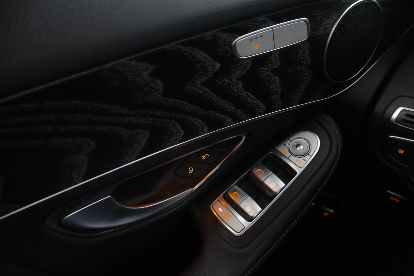 MERCEDES-BENZ GLC 2017