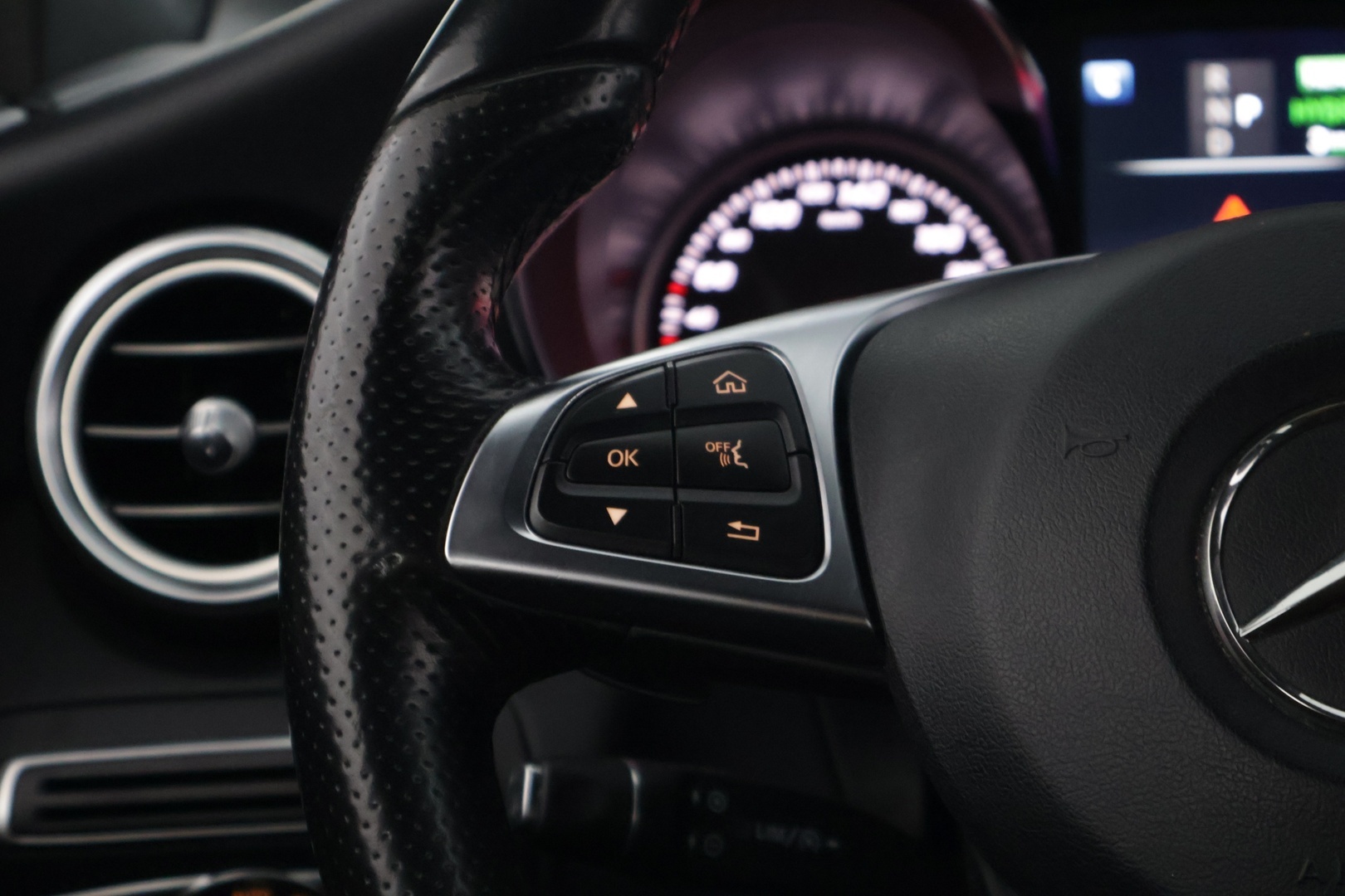 MERCEDES-BENZ GLC 2017