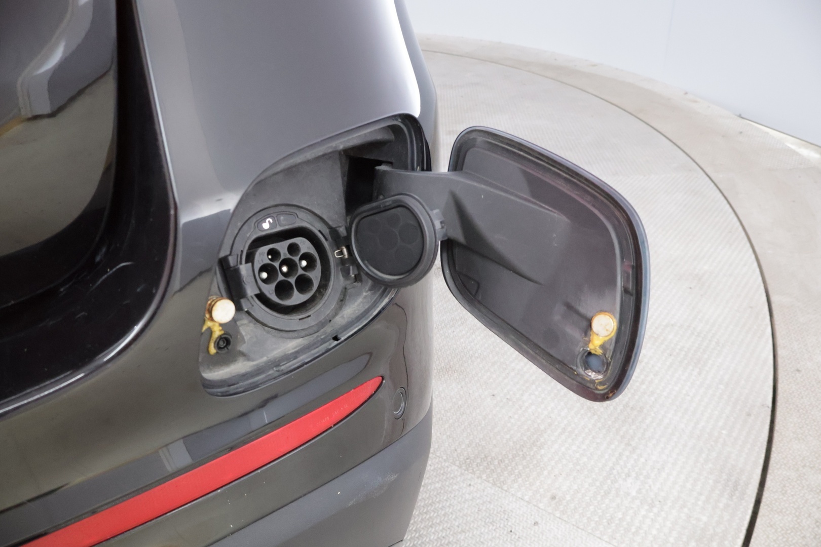 MERCEDES-BENZ GLC 2017