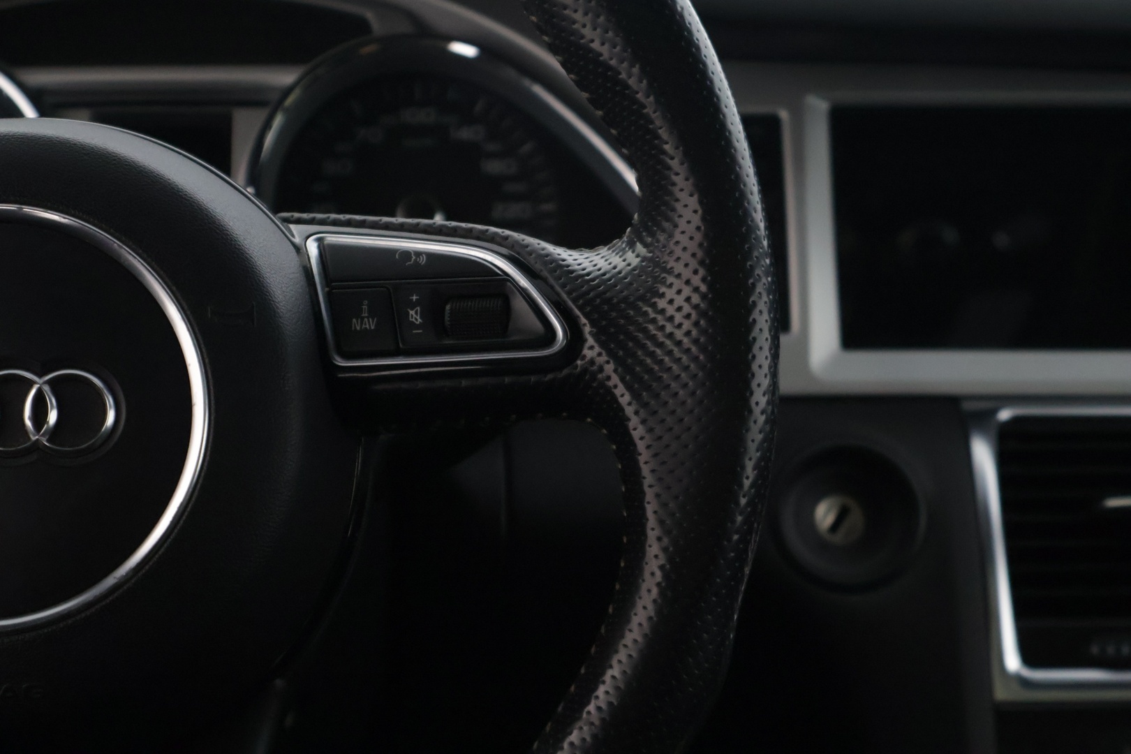 AUDI Q7 2011