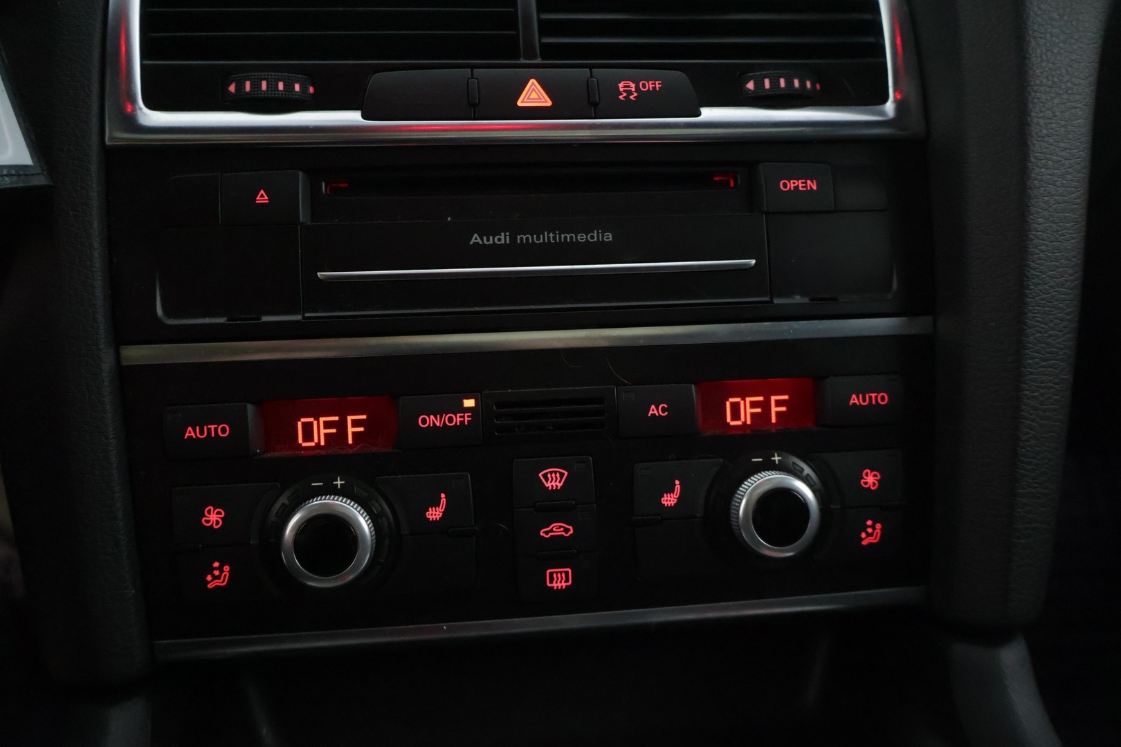 AUDI Q7 2011