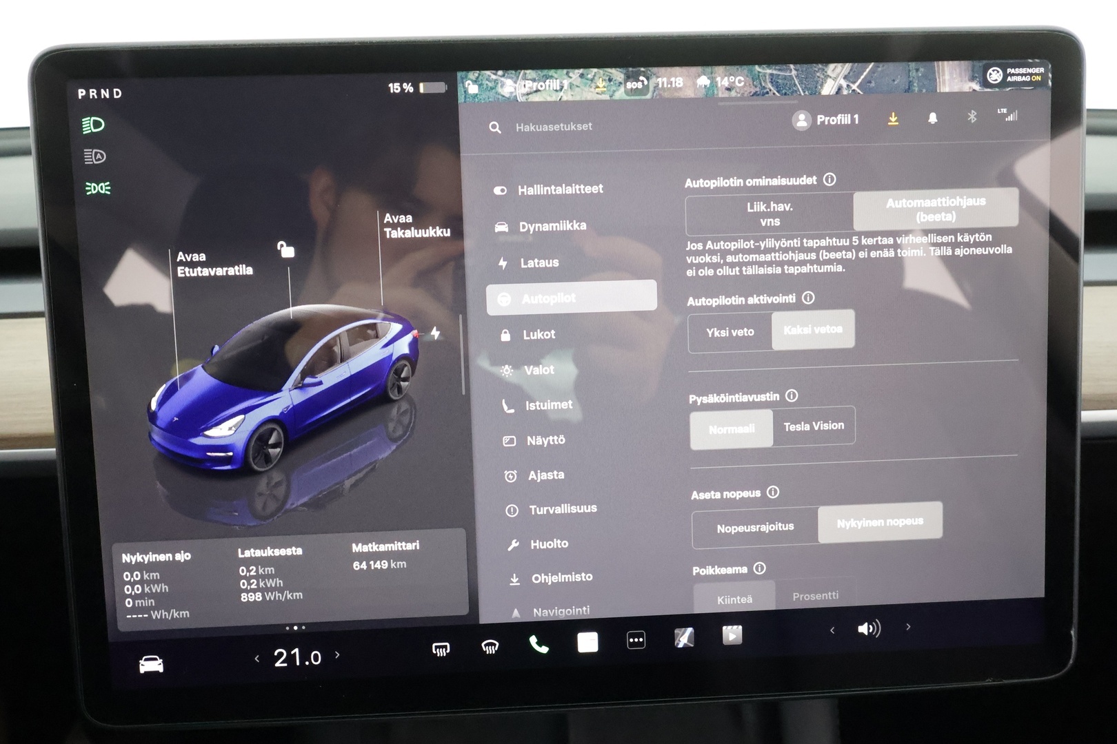 TESLA Model 3 2022