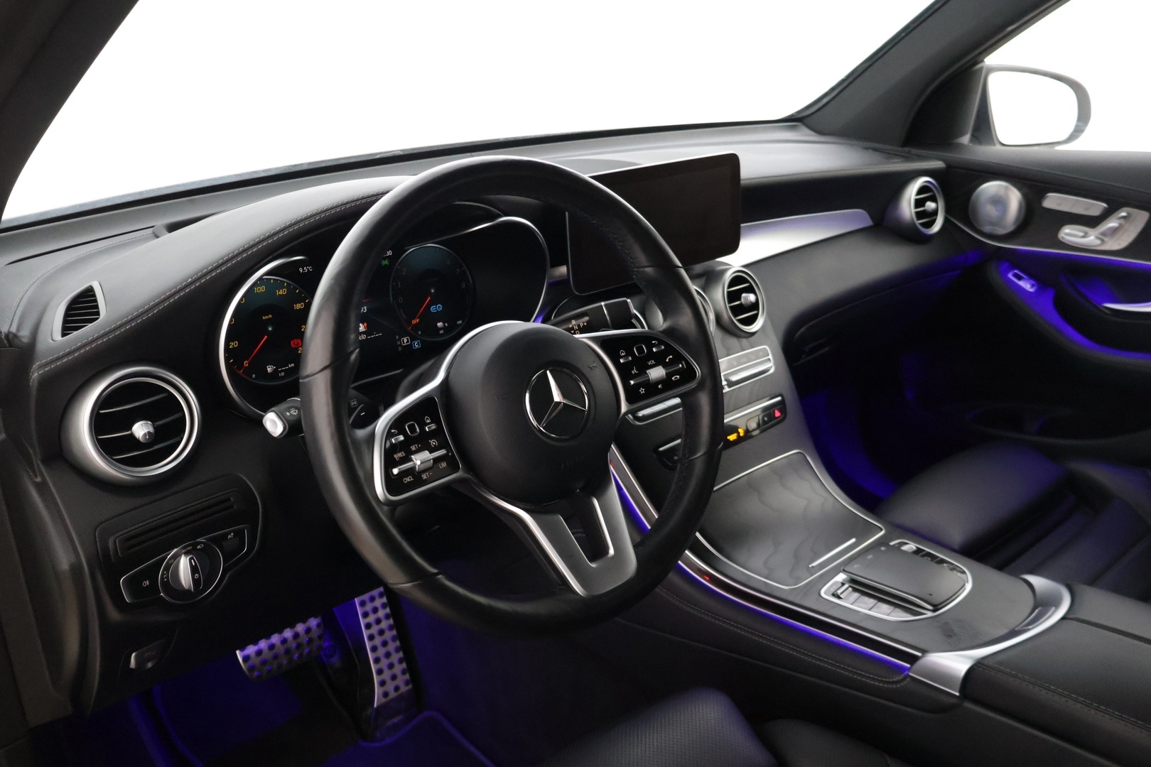 MERCEDES-BENZ GLC 2021