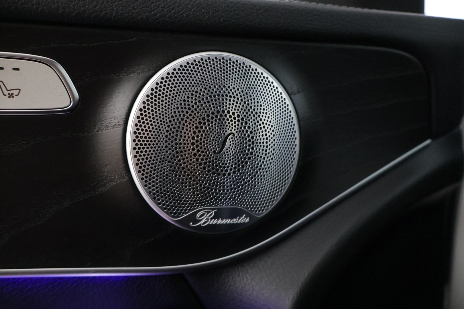 MERCEDES-BENZ GLC 2021