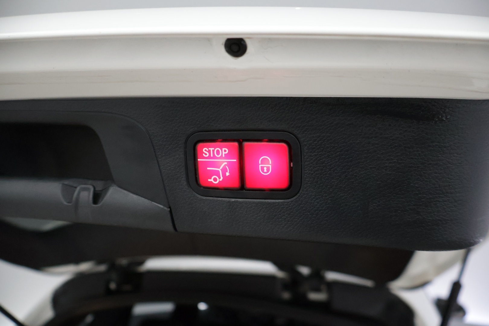 MERCEDES-BENZ GLC 2021