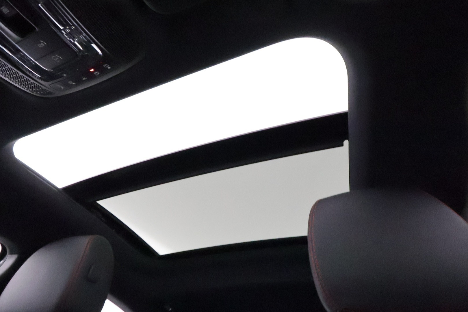 MERCEDES-BENZ A 2021