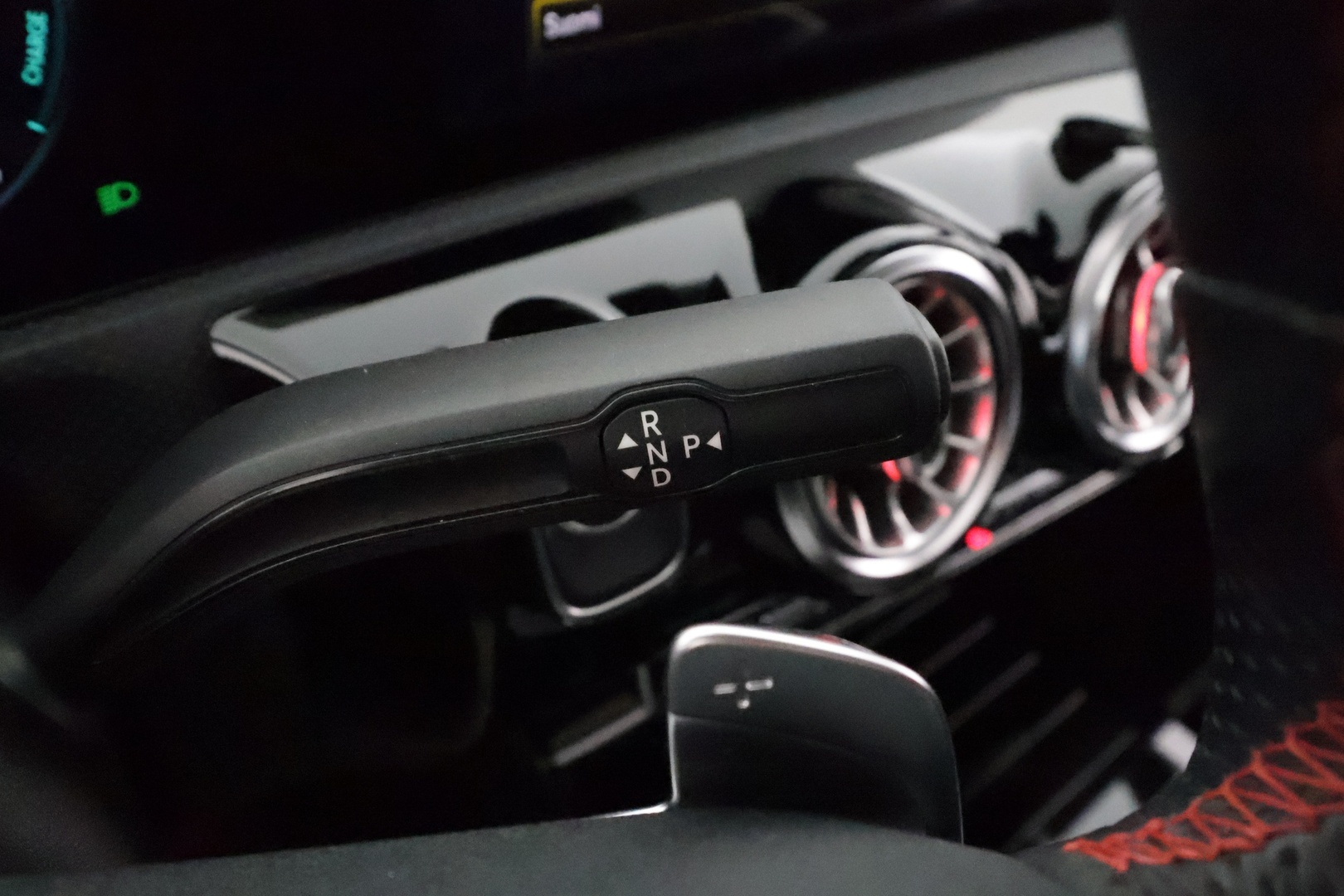 MERCEDES-BENZ A 2021