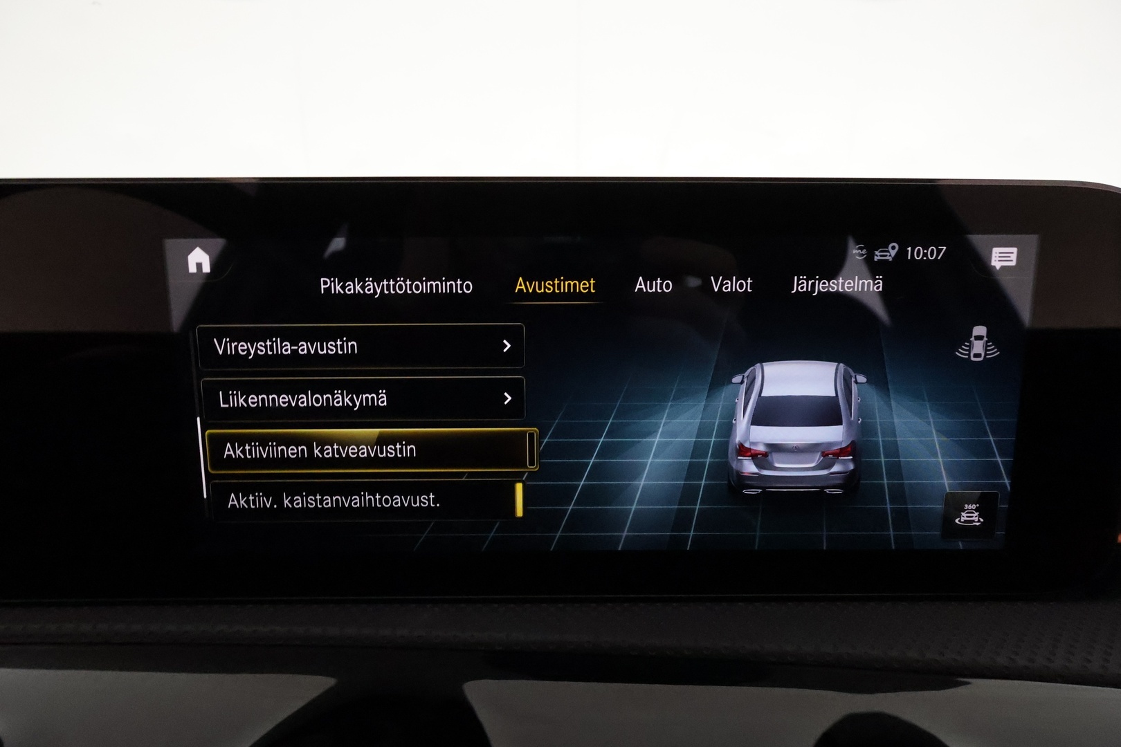 MERCEDES-BENZ A 2021