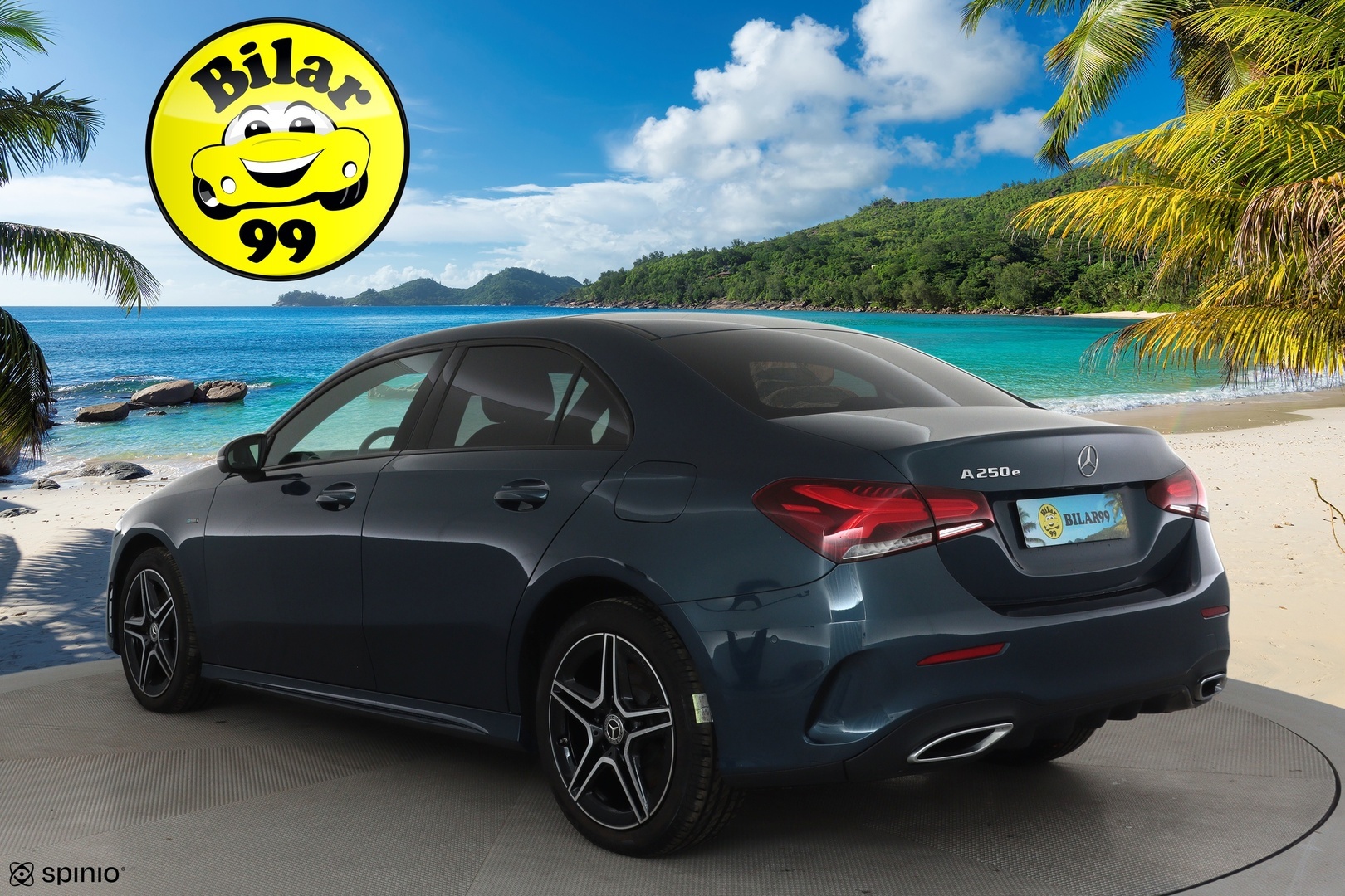 MERCEDES-BENZ A 2021