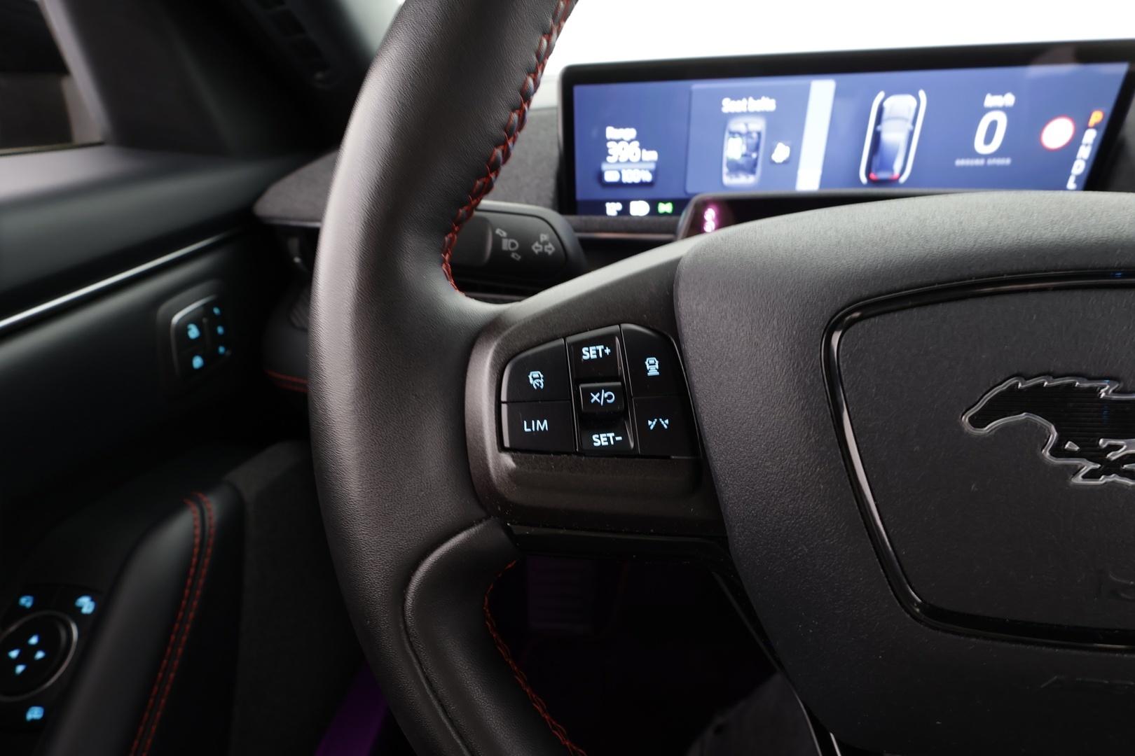 FORD MUSTANG MACH-E 2022