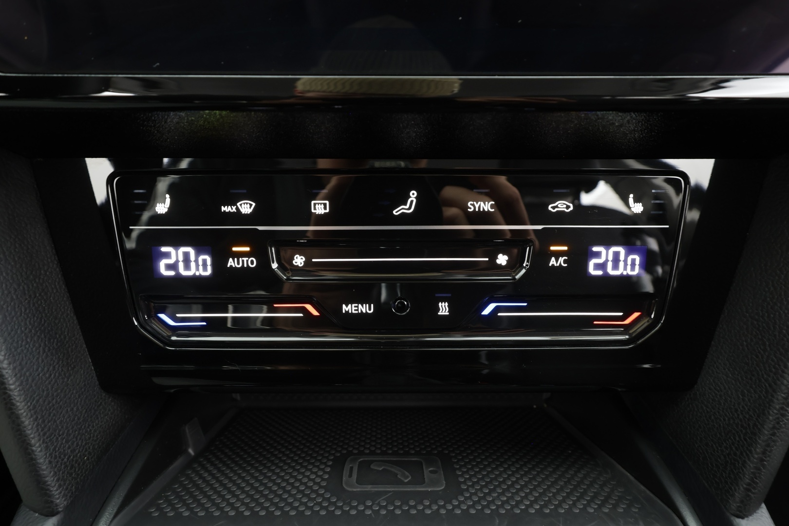 VOLKSWAGEN PASSAT 2022