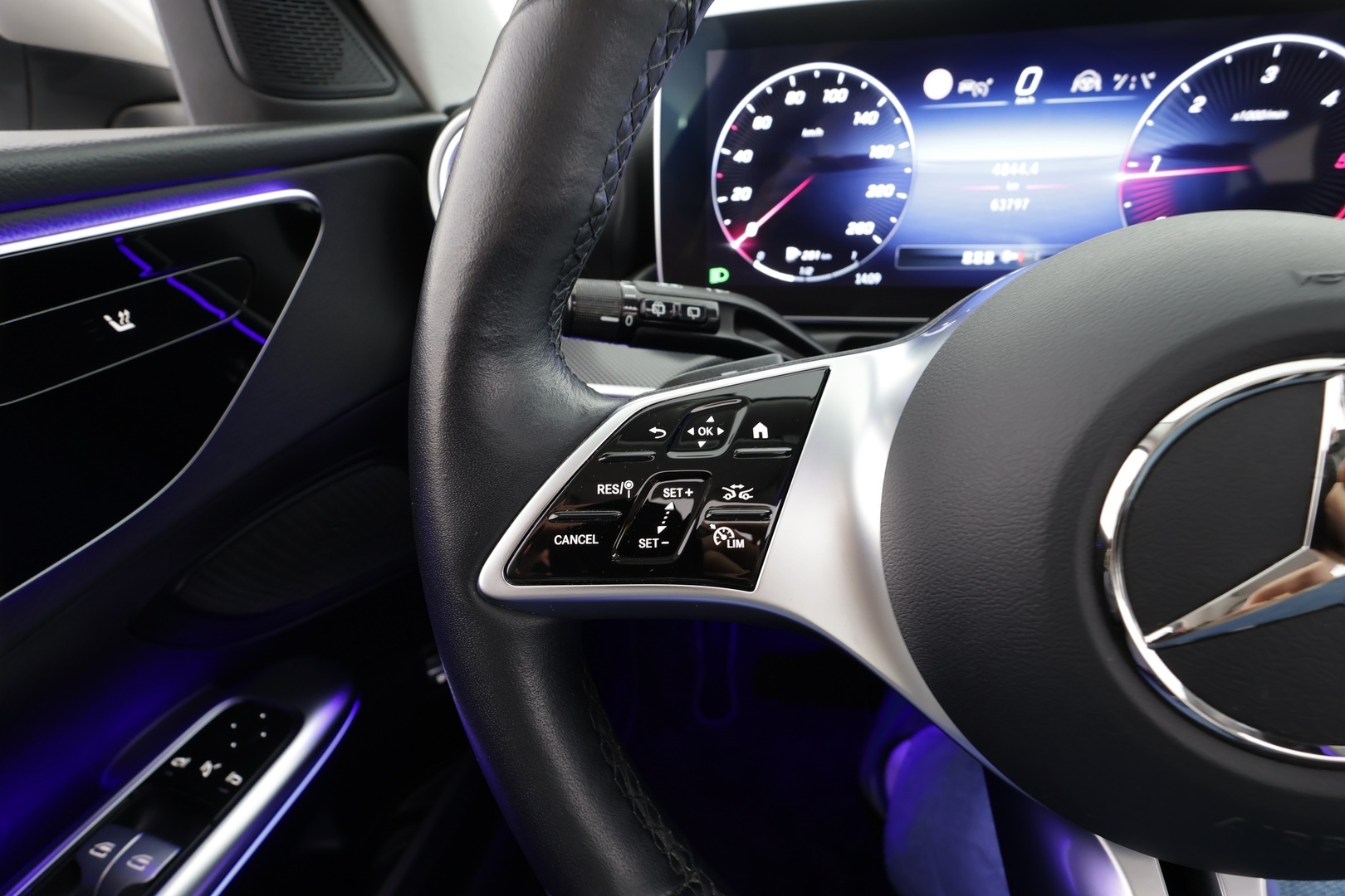 MERCEDES-BENZ C 2022