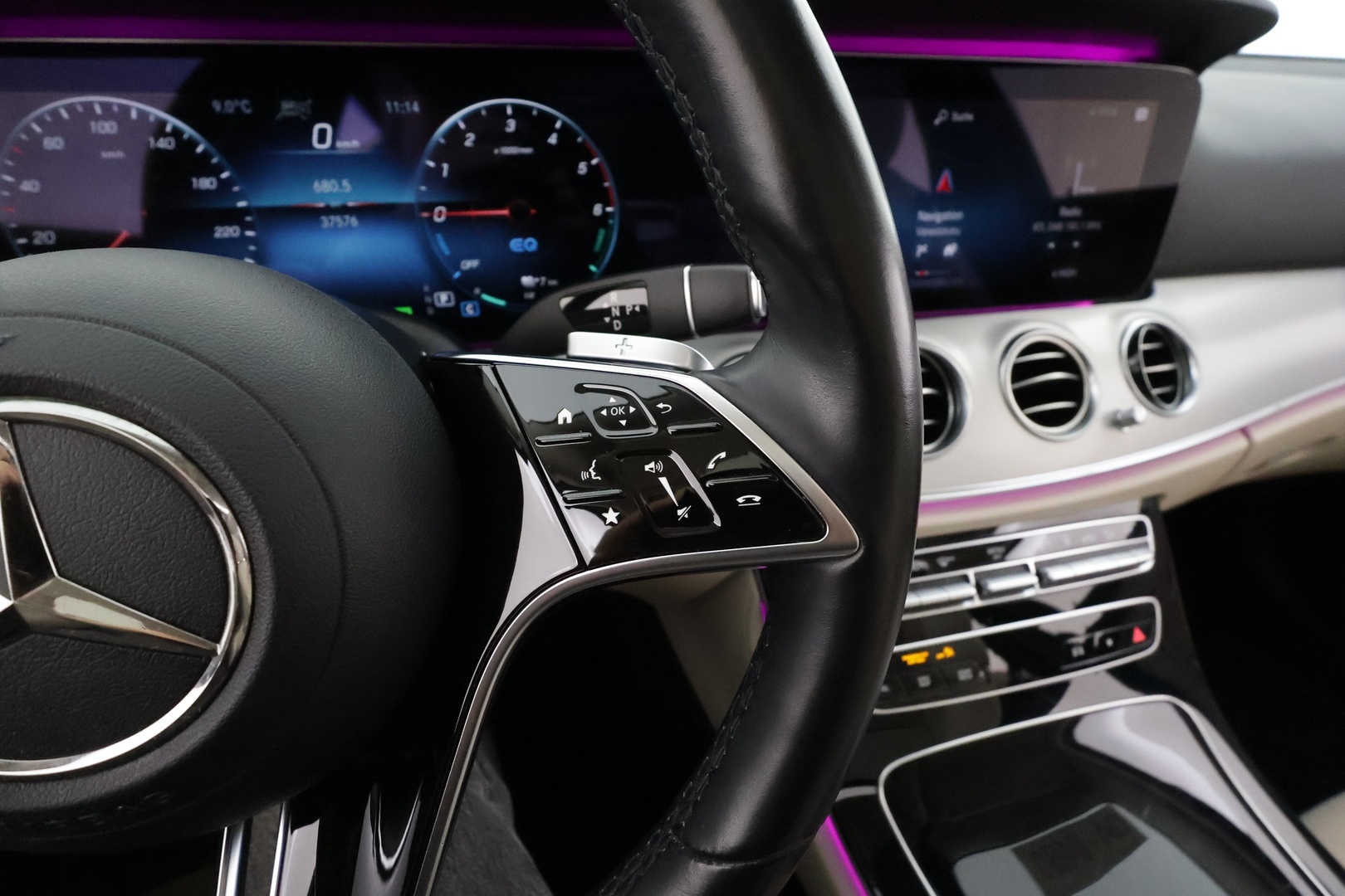 MERCEDES-BENZ E 2021