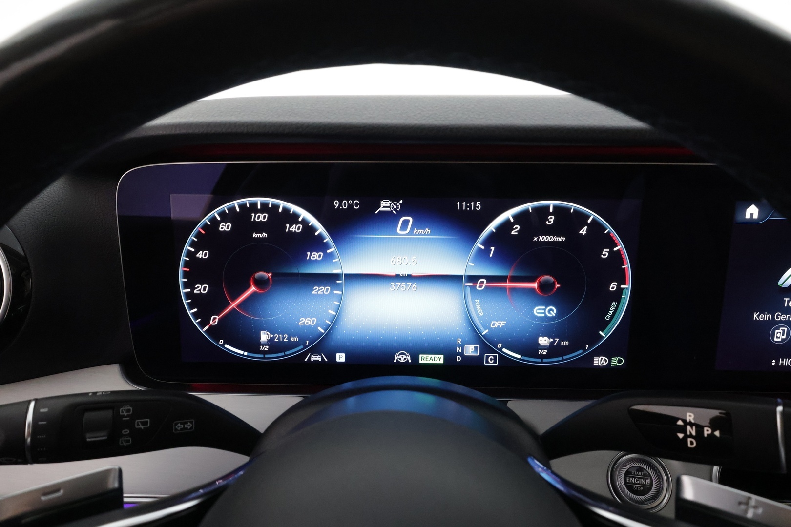 MERCEDES-BENZ E 2021