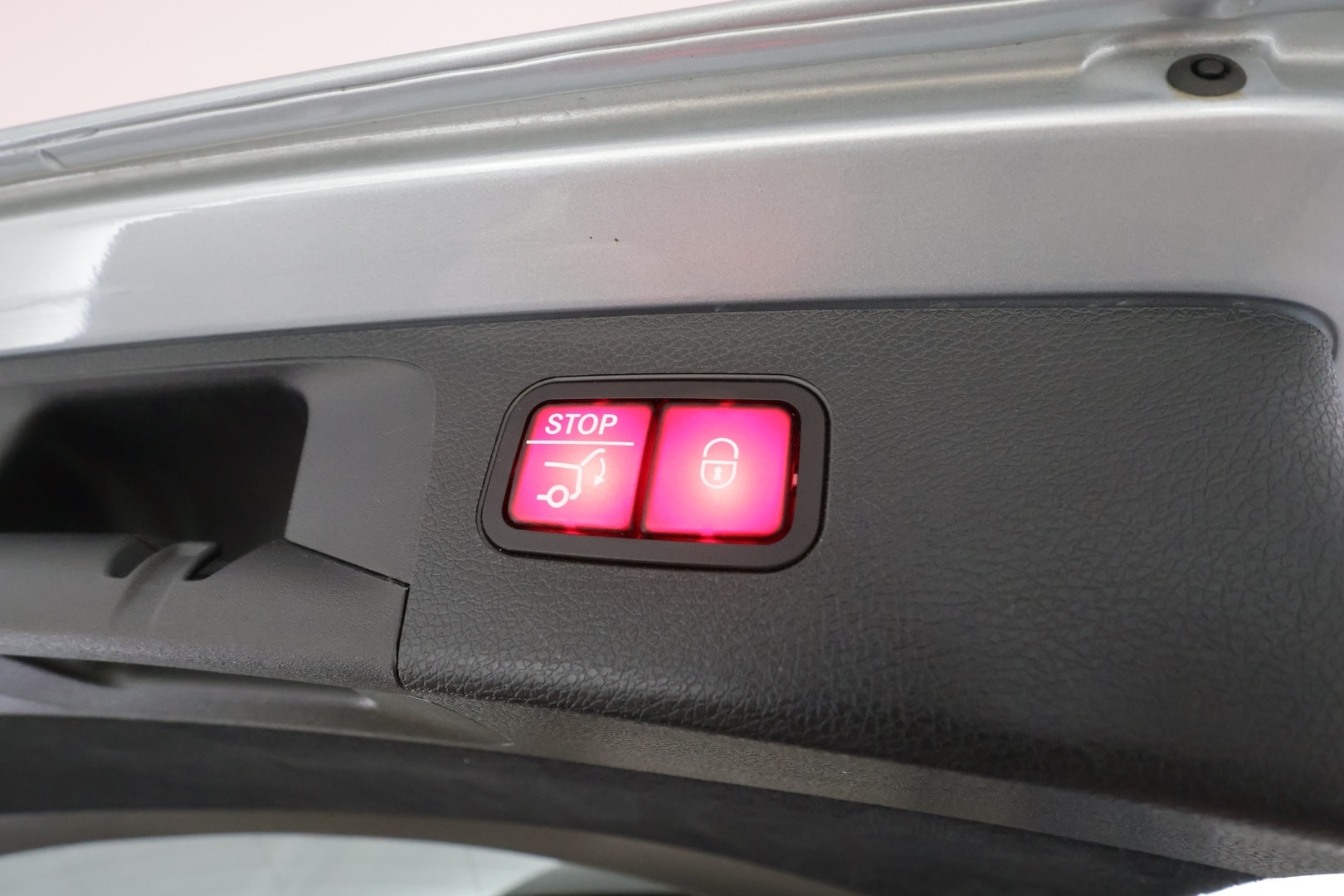 MERCEDES-BENZ E 2021