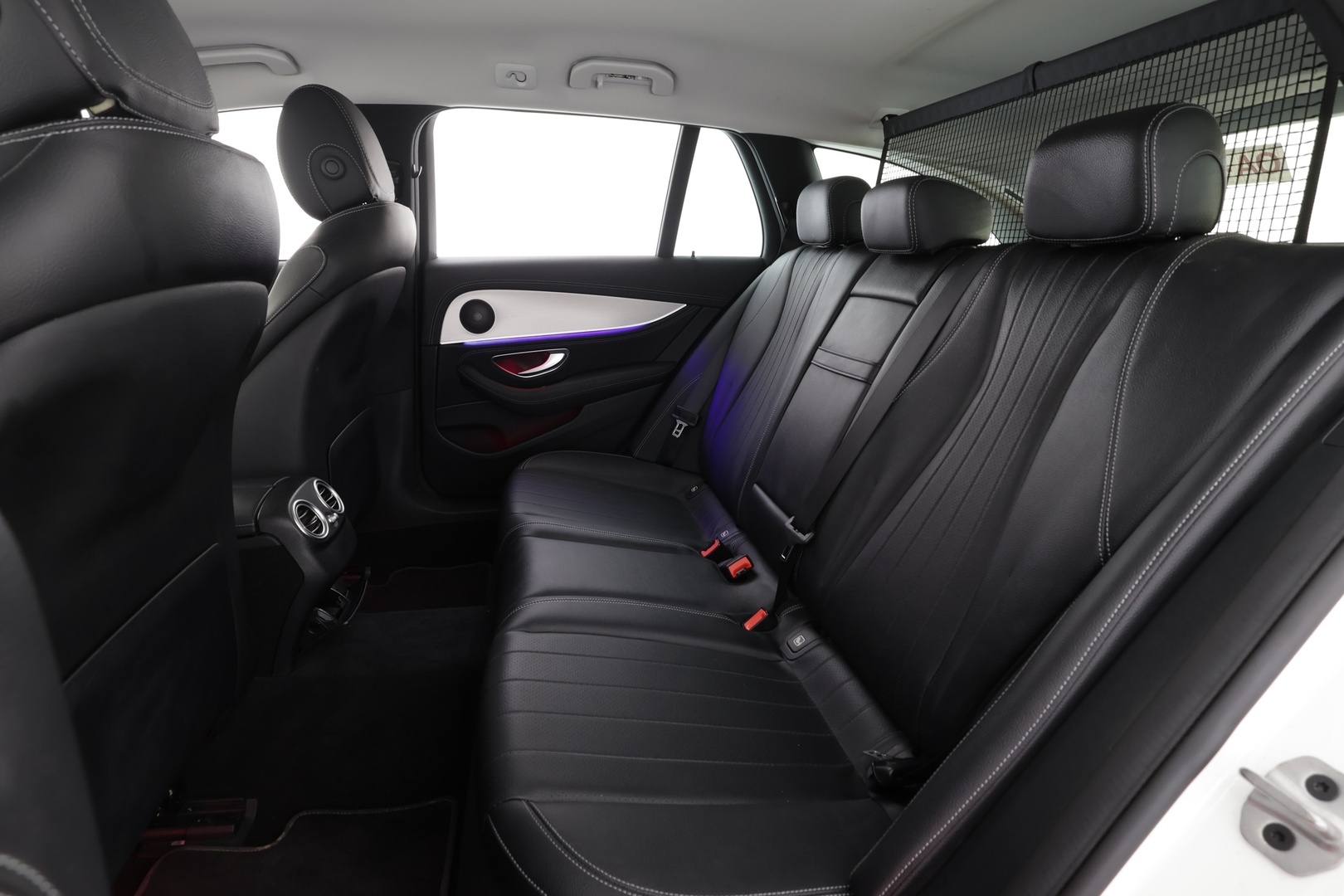 MERCEDES-BENZ E 2023