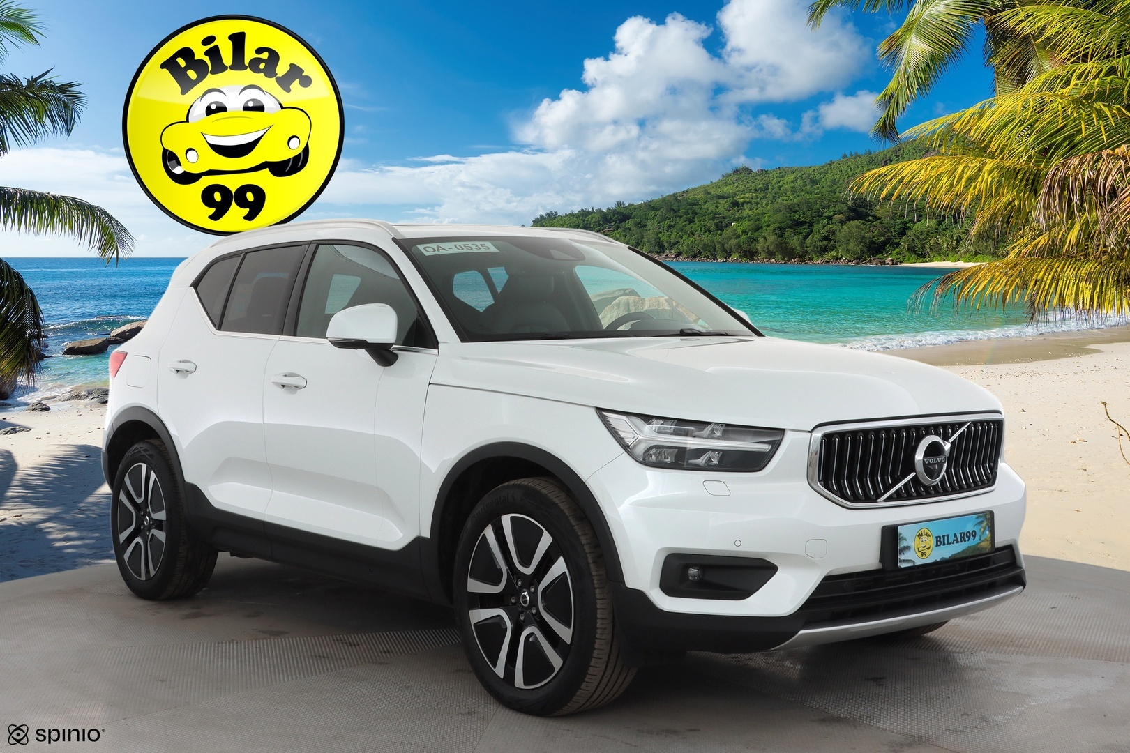 VOLVO XC40 2022