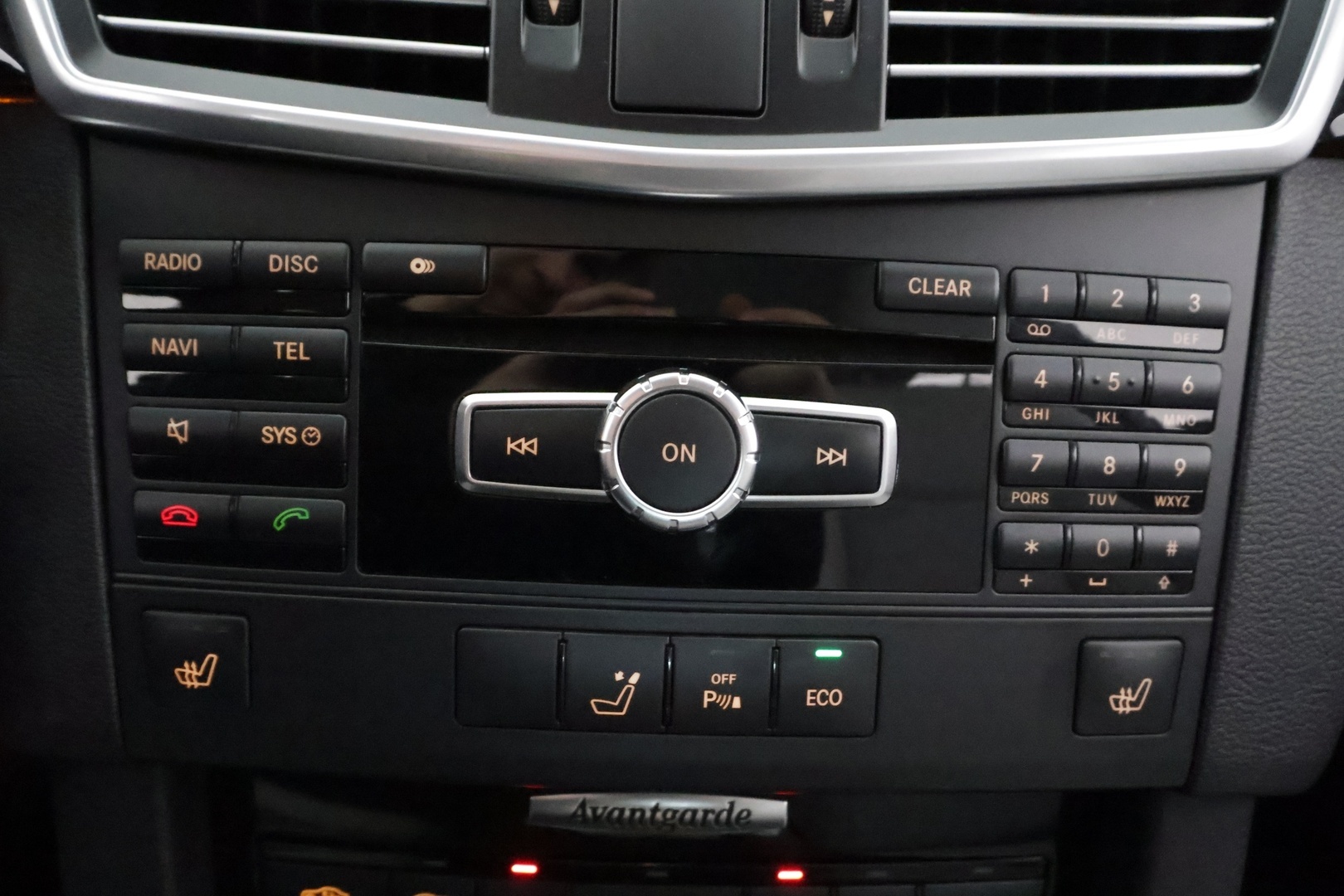 MERCEDES-BENZ E 2013