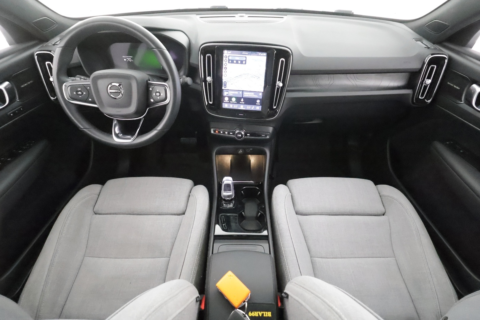 VOLVO C40 2023