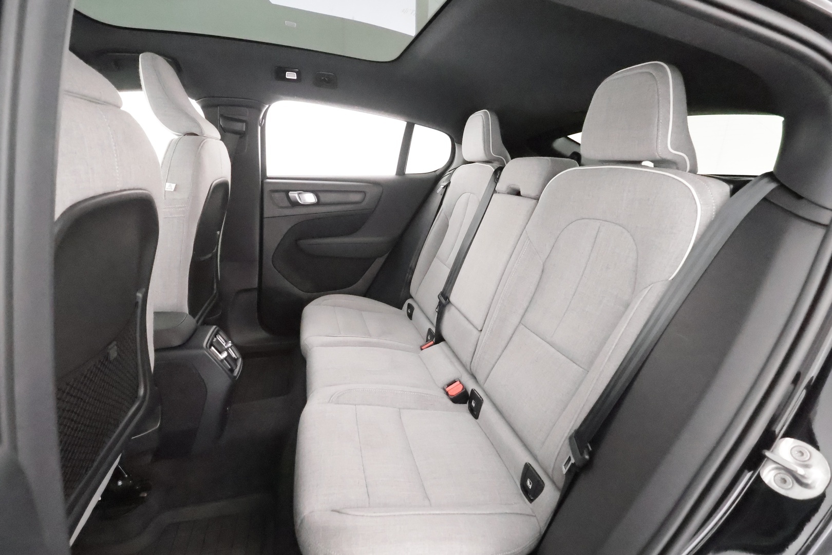 VOLVO C40 2023