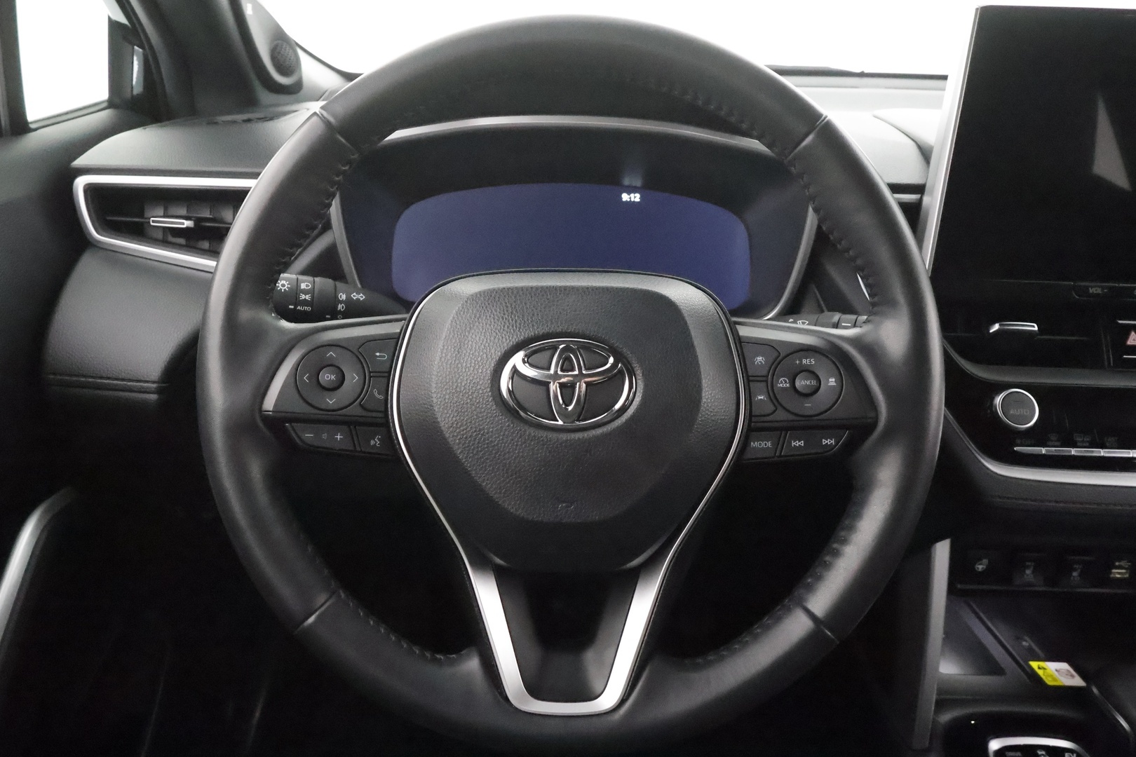 TOYOTA COROLLA CROSS 2023