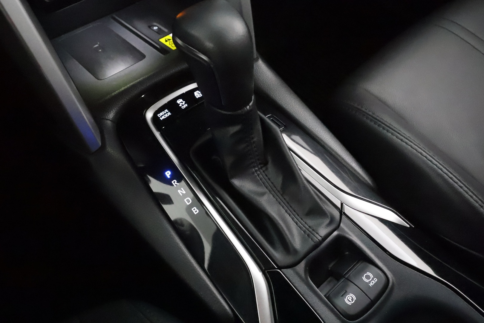 TOYOTA COROLLA CROSS 2023
